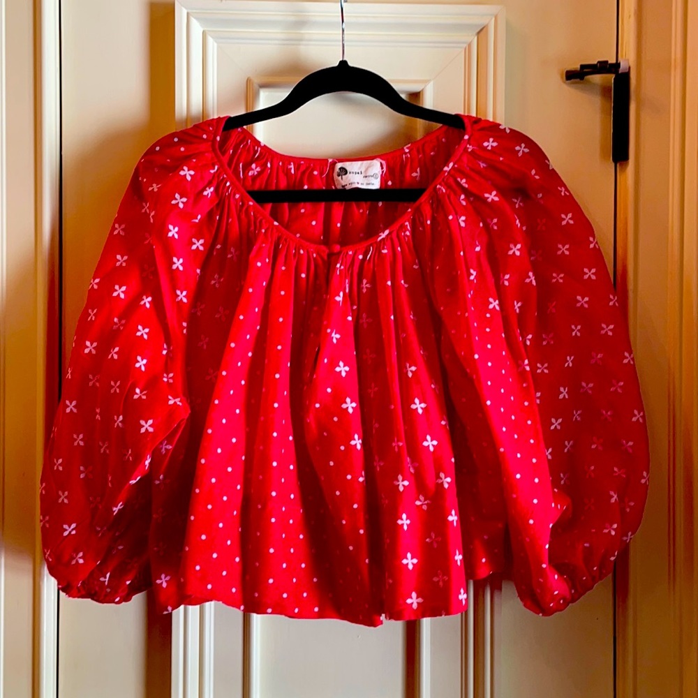 Red print cropped cotton blouse